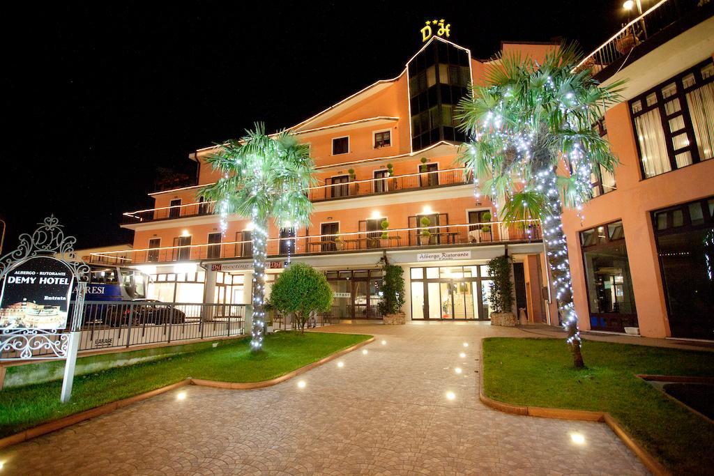 Demy Hotel Aulla Exterior photo